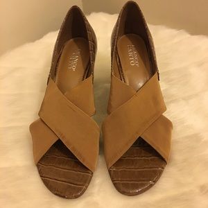 Gold Nylon & Leather Heel